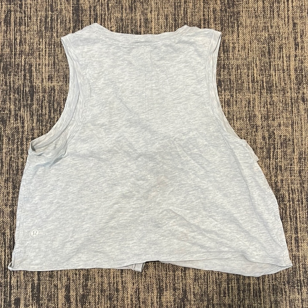 Lululemon tank